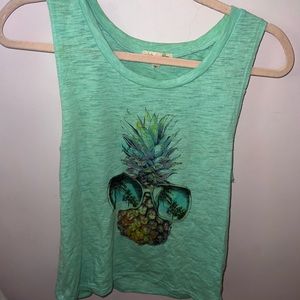 Pineapple Graphic Tank-Top
